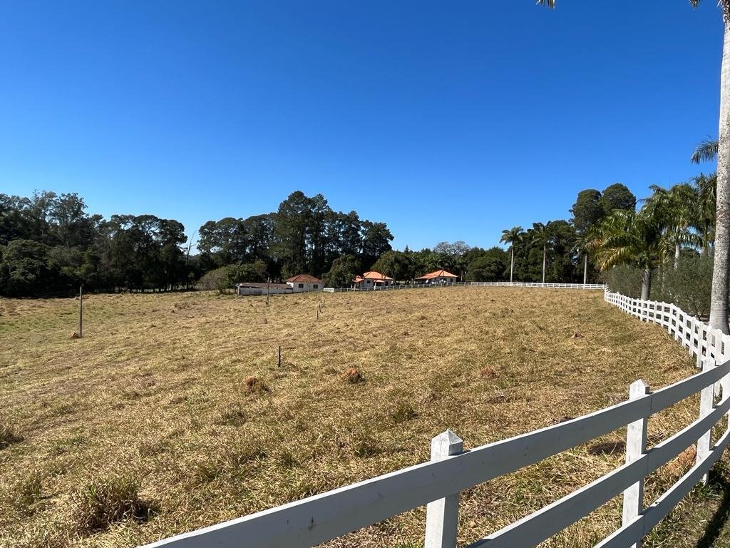 WhatsApp Image 2025-09-23 at 21.59.28 (4)