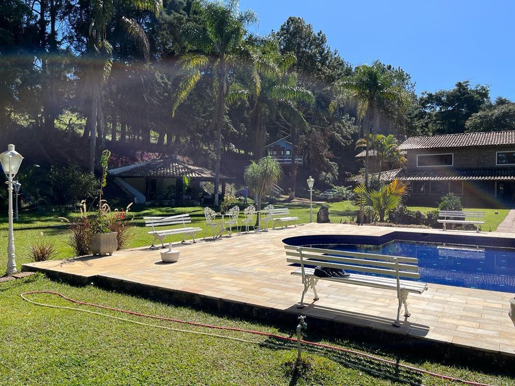 WhatsApp Image 2025-09-23 at 21.59.33 (2)